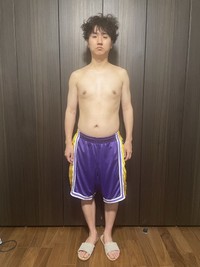 筋トレを始める前＝コロコロチキチキペッパーズ・西野創人の筋トレ用X（@nishino_kinniku）より
