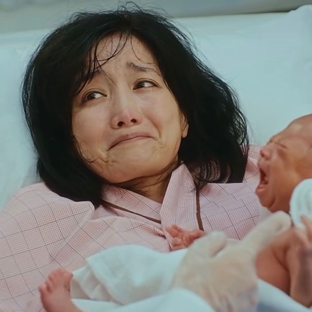「ファーストクライ　母子救命救急班」（@firstcry_ntv
）の公式インスタグラムより