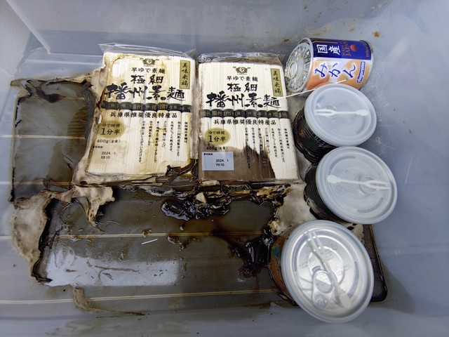 他の食品にもダメージが（高岡防災さん提供）