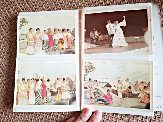 お父さんが撮影した、パビリオンのイベント風景（1970年・日本万国博覧会にて／画像提供：陽気なS子さん）
