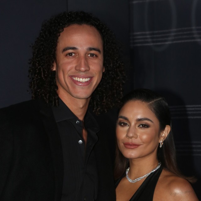 第2子が女児であることが判明したコール・タッカーとヴァネッサ・ハジェンズ