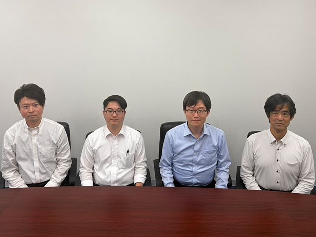 191138 永淵総合法律事務所 差替え1 会議中