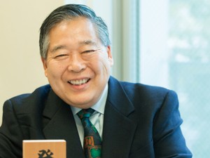 発酵学者の小泉武夫さんが薦める３冊　若者たちへ いま手にとってみてほしい本　