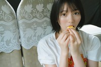 熊澤風花（Task have Fun）の2nd写真集より
