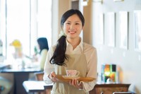 みなさんはどんなアルバイトをしていましたか？　※画像はイメージです（ohayou!/stock.adobe.com）