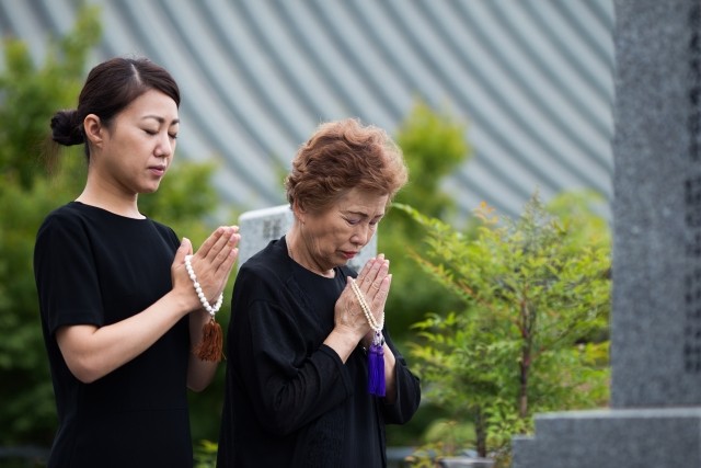 母親の命日を迎えて、くも膜下出血で大切な人を失った息子が今伝えたいこと（photoACより「photoB」さん撮影、イメージ画像）

