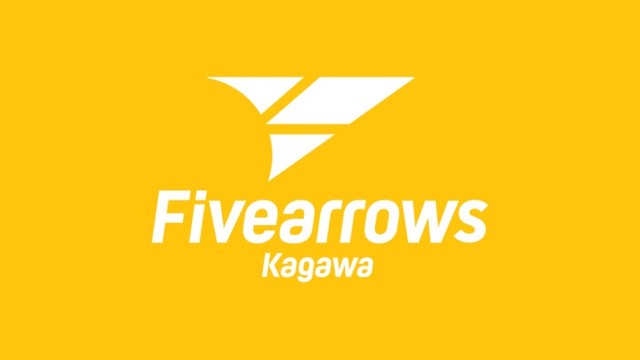 香川ファイブアローズの選手のラッピングをファミリーマート店舗に　高松市の2店で