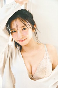 「FLASH」（25年10月28日発売号）に登場した入来茉里ⓒ光文社／週刊FLASH（写真・千葉タイチ）