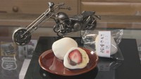 バナナ・イチゴ・クリームを使った「バイク大福」