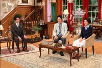 「プラチナファミリー　華麗なる一家をのぞき見」の藤森慎吾、小泉孝太郎、高嶋ちさ子＝テレビ朝日提供
