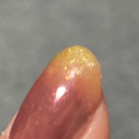 モノトーンコーデに映えそう！（画像提供：アコさん）