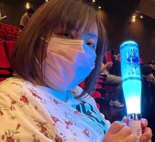 「綺麗になって、推しに会いたい！」という想いもダイエットを始める後押しになったそう／西川さん（@kuunii.diet.gold）提供