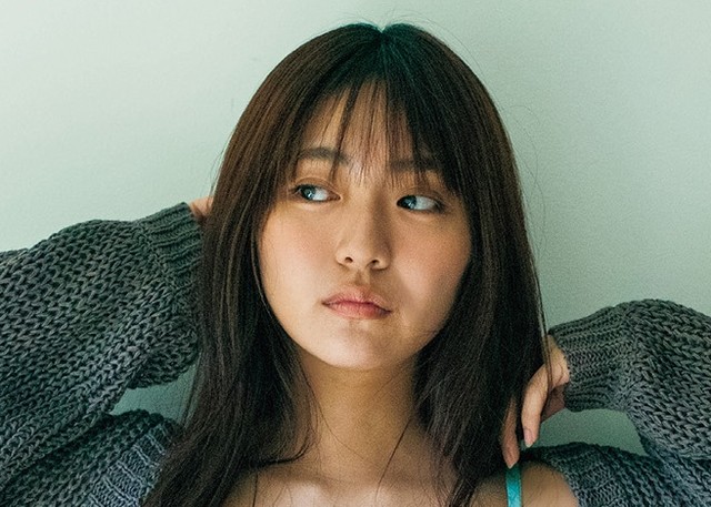豊田ルナ（撮影：細居幸次郎　ヘアメイク：田村直子　スタイリング：MELON）