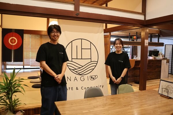 店を営む大槻さん夫妻（福知山市生野）