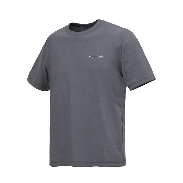 真夏のアクティビティでその効果を実感する、<br>モンベルのTシャツ。