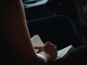 鬱憤をエッセイに昇華すると心には余裕が。私が見つけた武器の話