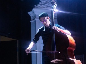 「この時代に演奏家が求められる理由は」：コントラバス奏者・原田光嗣さん③　