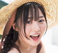 白濱美兎（撮影／唐木貴央　ヘアメイク／新井祐美子　スタイリング／菊地文子）