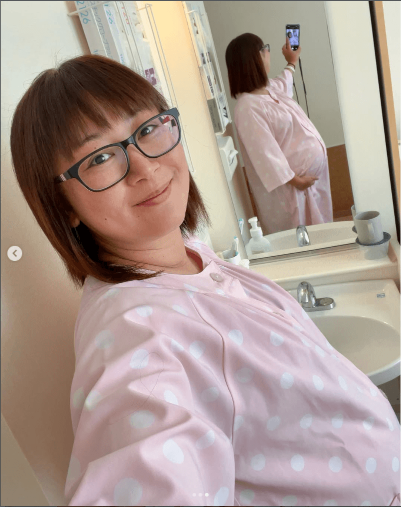 越川ゆう子のインスタグラム（＠koshikawa_yuko）より