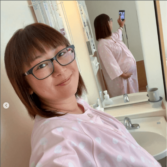 越川ゆう子のインスタグラム（＠koshikawa_yuko）より