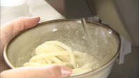 猛暑続く中…高松で「打ち水」大作戦！好きなだけ冷やせるうどんも登場