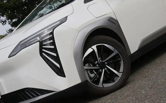 AION  Y PLUS（提供：norico by ガリバー）