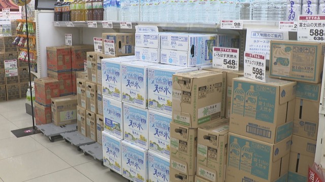 台風に備えて食料品の買い込み増加　水やレトルト商品などが通常の1.5～2倍の売り上げに　高松市