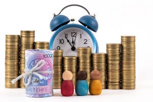 亡くなった人の借金にも時効がある？返済義務や相続しない方法を解説