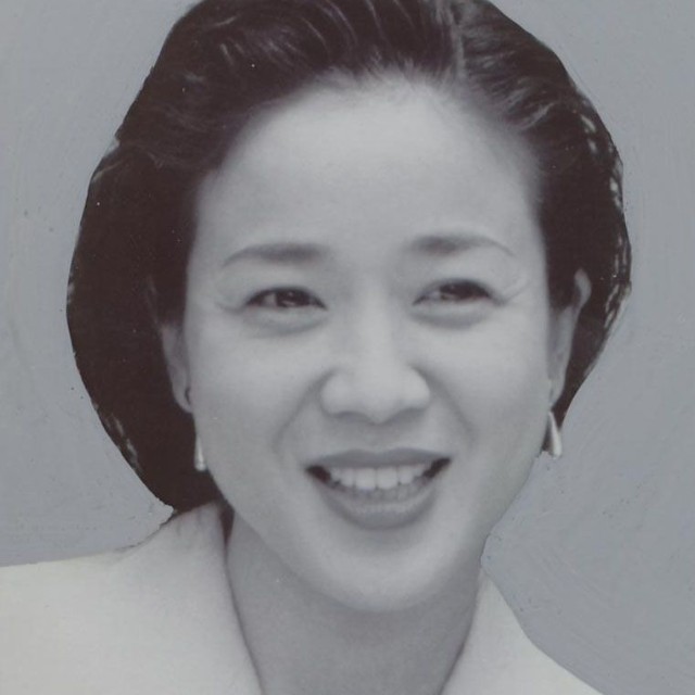 姿晴香