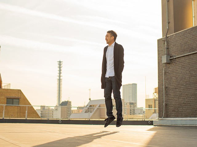 ドミニク・チェンさん インタビューフォト集｜好書好日