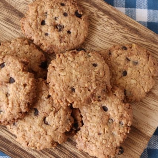 たしかにチョコチップクッキーに似てなくはない…？