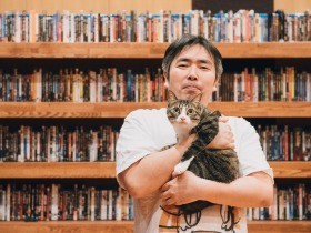 猫は対等な命　保護猫５匹と暮らす「ブンゴー」福井晴敏さん