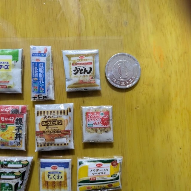 シール好きは必見！手作りのぷくぷくシールたち（國府五月さん提供）