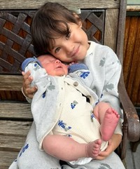 初めてのお揃いの洋服でツーショット！（提供：＠ouk713さん）