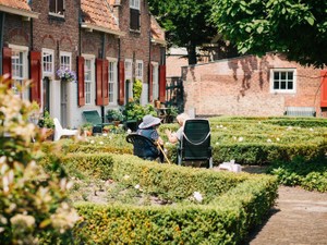 祖父の棺が閉められる直前まで「来世も一緒に」祖母は言い続けた