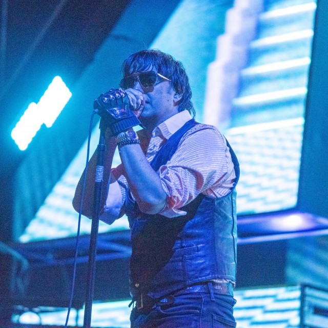 アルバム予告編を公開したザ・ストロークスのジュリアン・カサブランカス