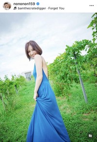 「FLASH」（25年12月23日発売号）に登場したほのか　本人のインスタグラム（@nononon159）より＝2025年12月23日投稿