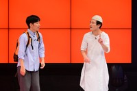 「第九回 上方漫才協会大賞」で特別賞を受賞したジャルジャル・後藤淳平（左）と福徳秀介