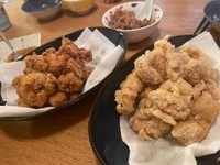 夫は衣の色や食感まで違う2種類の唐揚げを用意／sayaさん（@saya_kaeao）提供