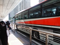 10時前にバスに乗り込んだ