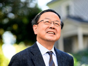 山内志朗さん「流れることへの哲学　存在の花を訪ねて」インタビュー　概念でなく具体性の中に