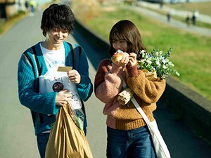 大ヒット映画「花束みたいな恋をした」より深く楽しむ　麦と絹の恋を彩るブックリスト