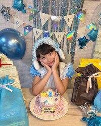 8歳の誕生日を迎えた娘さん／投稿主提供