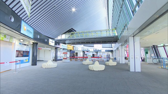 〈新型コロナ〉「誰もいない」連休前に運休相次ぐ空の便　高速道路各社は休日割引適用せず　高松市