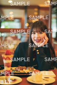 「B.L.T.graduation2026中学・高校卒業」セブンネットショッピング購入特典ポストカード【小川彩（乃木坂46）】