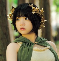 根本凪（撮影：鈴木ゴータ　ヘアメイク：哘絵美子　スタイリング：菊池文子）