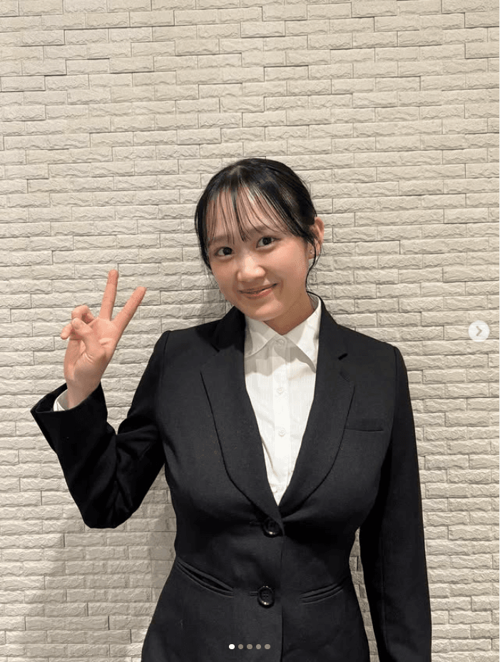 日沖りほさんのインスタグラム（＠riho_okumura_official）より