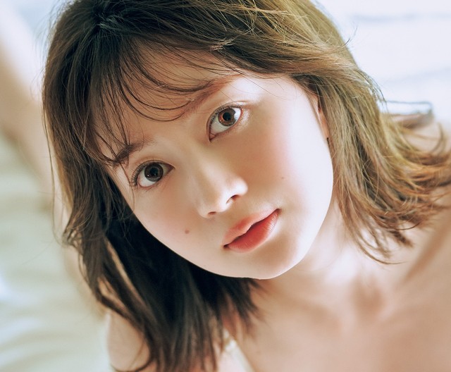 江籠裕奈（撮影／岡本武志 ヘアメイク／円谷歩美　スタイリング／筒井葉子（PEACEMONKEY））