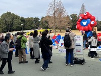 まだまだ「アフター万博」を楽しむ人々が足を運ぶ