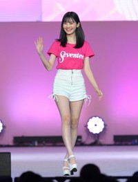 ミスセブンティーン2023に選ばれた関谷瑠紀＝2023年8月撮影